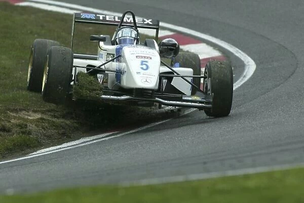 2006 British Formula 3 Championship Oulton Park. England. 15th - 17th April 2006 Sunday Race. Salvador Duran, (Hitech Racing) re-joins the race track. Action. World Copyright: Drew Gibson / LAT Photographic Ref: Digital Image Only F0AA9547