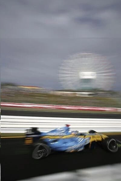 2006 Japanese Grand Prix - Friday Practice Suzuka, Japan. 5th - 8th October 2006 Fernando Alonso, Renault R26, action. World Copyright: Charles Coates / LAT Photographic. ref: Digital Image ZK5Y6132