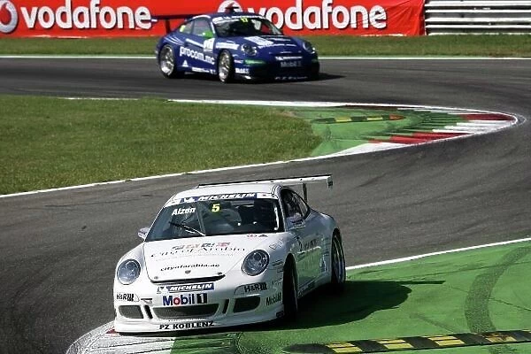 2006 Porsche Supercup Autodromo Nazionale Monza, Italy. 7th - 10th September 2006. Uwe Alzen, 1st position, leads Richard Westbrook, 2nd position, action. World Copyright: Charles Coates / LAT Photographic ref: Digital Image ZK5Y1891