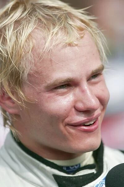 2007 British Formula Three Championship. Brands Hatch, England. 14th - 15th July 2007. Sebastian Hohenthal (Fortec Motorsport) celebrates in parc ferme after winning the race. Portrait. World Copyright: Drew Gibson / LAT Photographic. Ref