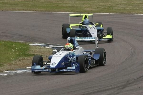 2007 Formula Renault UK Championship. Rockingham, Corby, England. 21st - 22nd April. Alexander Sims, (Manor Competition). Action. World Copyright: Jeff Bloxham / LAT Photographic ref: Digital Image DSC_4366