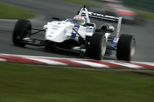 2008 British Formula Three Championship. Croft, England. 25th - 27th April 2008. Sergio Perez, T-Sport. Action. World Copyright: Drew Gibson / LAT ref: Digital Image _Y2Z9465