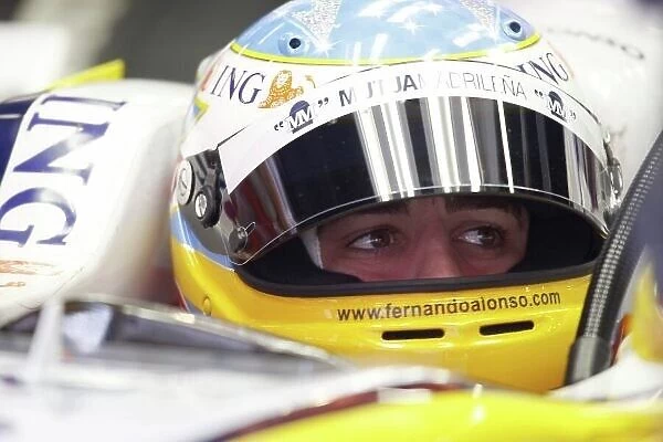 2008 Formula One Testing Barcelona, Spain, 16th April Fernando Alonso, Renault R28. Portrait. Photo:Glenn Dunbar / LAT Photographic ref: Digital Image _O9T2876
