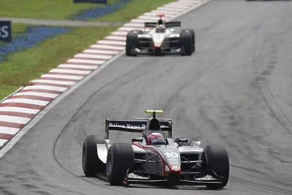 2008 GP2 Asia Series. Round 3. Sunday Race. Sepang, Kuala Lumpur. Malaysia. 23rd March. Kamui Kobayashi (JPN, Dams) leads Vitaly Petrov (RUS, Barwa International Campos Grand Prix). Action