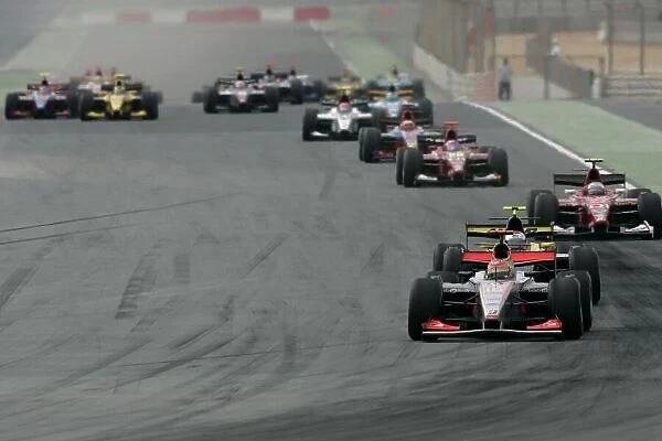 2008 GP2 Asia Series. Saturday Race. Dubai. Dubai Autodrome. 26th January. Adrian Valles (ESP, Fisichella Motor Sport International) leads the field on the opening lap of the race. Action