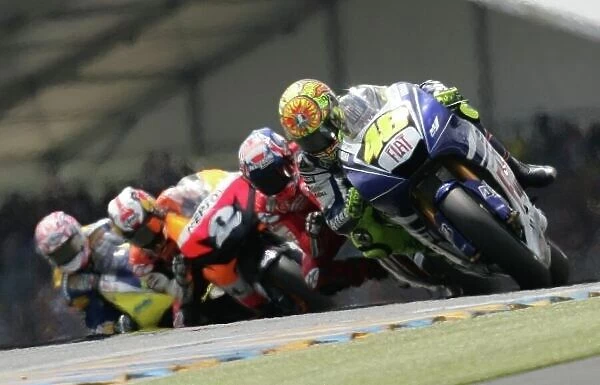 2008 MotoGP Championship - Race Le Mans, France. 18th May, 2008. Valentino Rossi Fiat Yamaha Team leads the race in the early laps. World Copyright: Martin Heath  /  LAT Photographic
