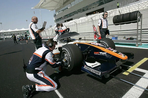 2009 GP2 Asia Series. Round 1
