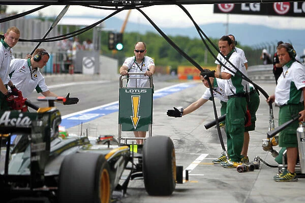 2010 Hungarian Grand Prix - Friday