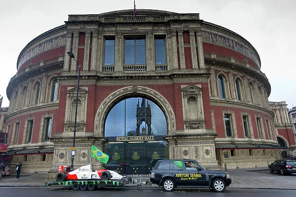 2014 Ayrton Senna Tribute. Royal Albert Hall, Kensington Gore, London. 1st May 2014. Peter Ratcliffe parades a replica 1993 Ayrton Senna McLaren around the streets of London. World Copyright: Alastair Staley  /  LAT Photographic. Ref: _R6T0349.jpg