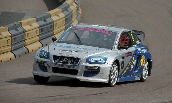 2014 FIA World Rallycross Championship Round 2 Lydden Hill, Great Britain 24th & 25th May 2014 Daniel Lundh, Volvo, Action Worldwide Copyright: McKlein / LAT