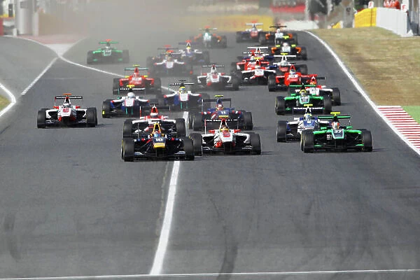 2014 GP3 Series Round 1 - Race 1. Circuit de Catalunya, Barcelona, Spain. Saturday 10 May 2014. Alex Lynn (GBR, Carlin) Start of Race 01 Photo: {Sam Bloxham} / GP3 Series Media Service. ref: Digital Image _G7C6927