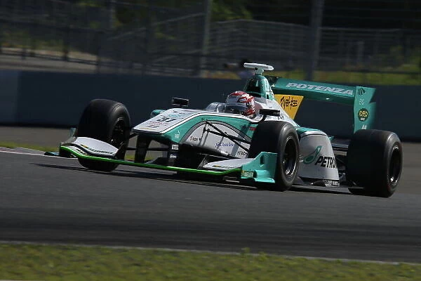 2014 Super Formula Series. Fuji, Japan. 17th - 18th May 2014. Rd 2. Race 2 - 3rd position Kazuki Nakajima ( #37 TEAM TOM'S SF14 ) action World Copyright: Yasushi Ishihara  /  LAT Photographic. Ref: 2014SF_Rd2_029.JPG
