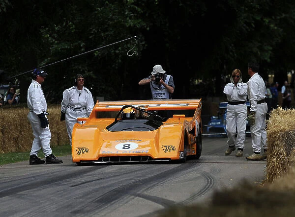 2015 Goodwood Festival of Speed 25th - 28th June 2015 McLaren M8F Andy Newall World Copyright : Jeff Bloxham / LAT Photographic Ref : Digital Image