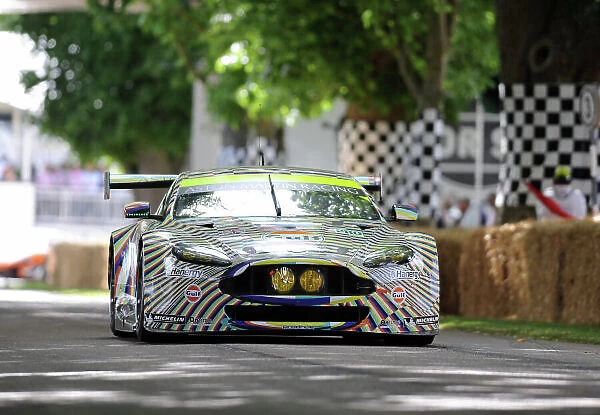 2015 Goodwood Festival of Speed 25th - 28th June 2015 Aston Martin DBR9 World Copyright : Jeff Bloxham / LAT Photographic Ref : Digital Image