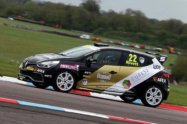 2015 Renault Clio Cup, Thruxton, Hampshire. 9th - 10th May 2015. Paul Rivett (GBR) WDE Motorsport Renault Clio Cup. World Copyright: Ebrey  /  LAT Photographic