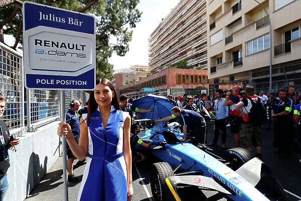 2016 / 2017 FIA Formula E Championship. Monte-Carlo, Monaco Saturday 13 May 2017. A gird girl holds the pole position board for Sebastien Buemi (SUI), Renault e.Dams, Spark-Renault, Renault Z.E 16