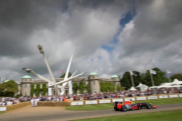 2016 Goodwood Festival of Speed Goodwood Estate, West Sussex, England. 23rd - 26th June 2016. Pierre Gasly in the Red Bull Racing RB8 Renault. World Copyright: Alastair Staley / LAT Photographic Ref: Digital Image 585A0733