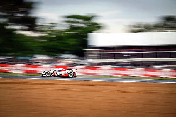 2016 Le Mans 24 Hours. Circuit de la Sarthe, Le Mans, France. Toyota Gazoo Racing  /  Toyota TS050 - Hybrid - Anthony Davidson (GBR), Sebastien Buemi (CHE)