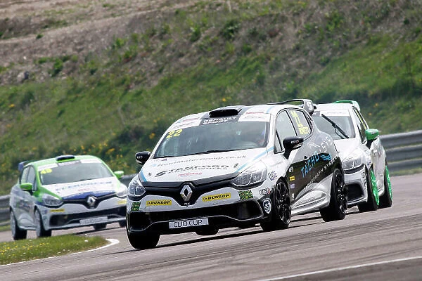 2016 Renault Clio Cup, Thruton, 7th-8th My 2016 Paul Rivett (GBR) WDE Motorsport Renault Clio Cup World copyright. Jakob Ebrey / LAT Photographic