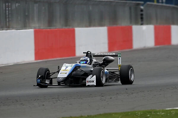 F3. 2017 FIA Formula 3 European Championship.