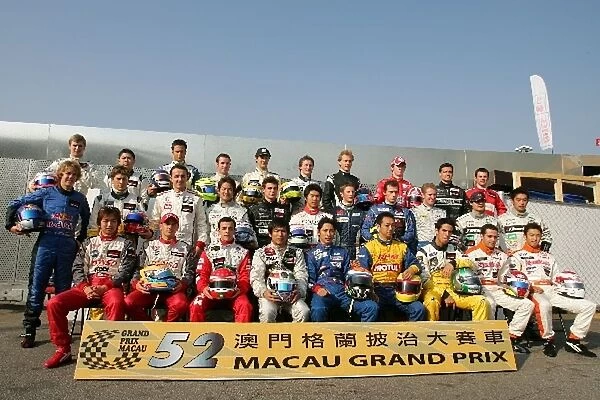 52nd Macau Grand Prix: 2005 Macau Formula 3 driver group shot