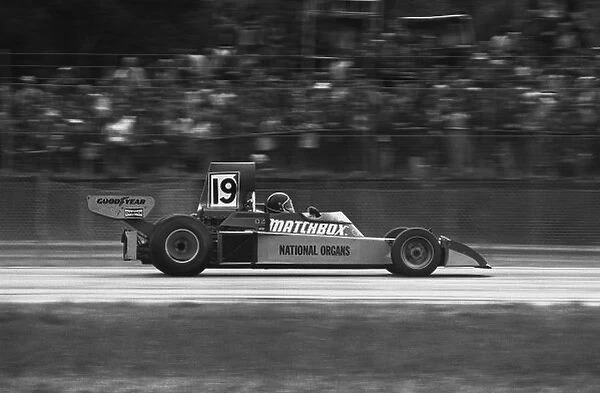 7713 18. 1975 British Grand Prix.. Silverstone, Great Britain