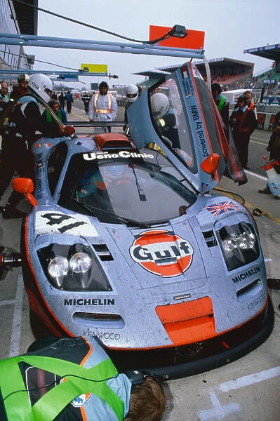 97LM35. 1997 Le Mans 24 hours.. Le Mans, France