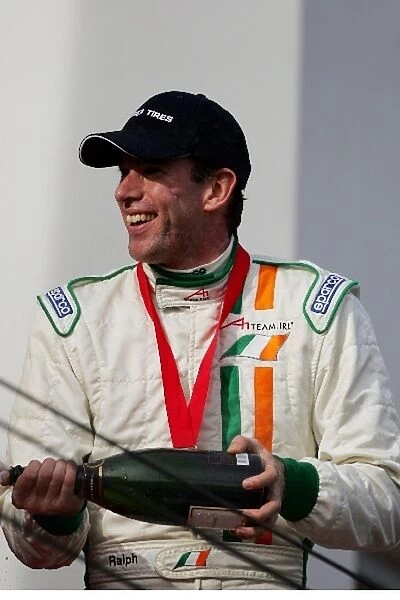 A1 Grand Prix: 3rd place in race 2, Ralph Firman Jnr A1 Team Ireland sprays champange