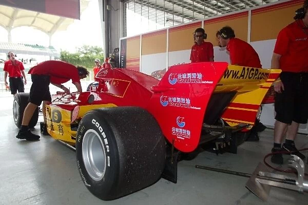A1 Grand Prix: Team China start the car of Tingyi Jiang A1 Team China