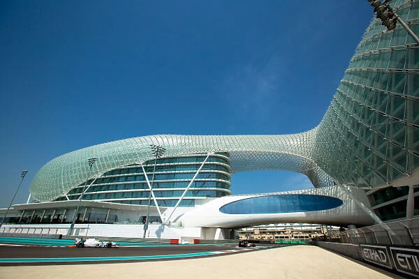 A50A3952. 2014 GP2 Series Test 1. Yas Marina Circuit, Abu Dhabi, UAE.