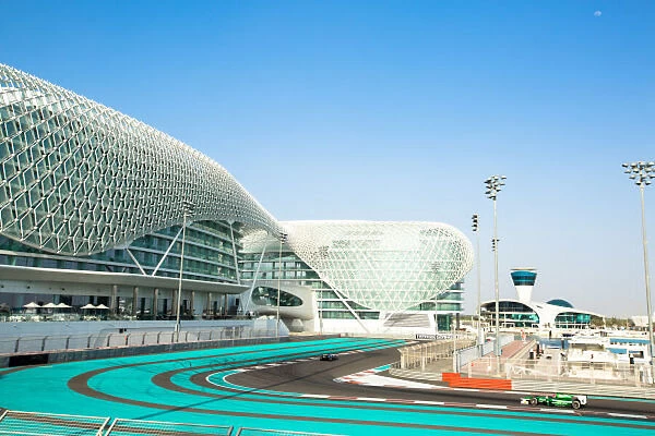 A50A4746. 2014 GP2 Series Test 1. Yas Marina Circuit, Abu Dhabi, UAE.