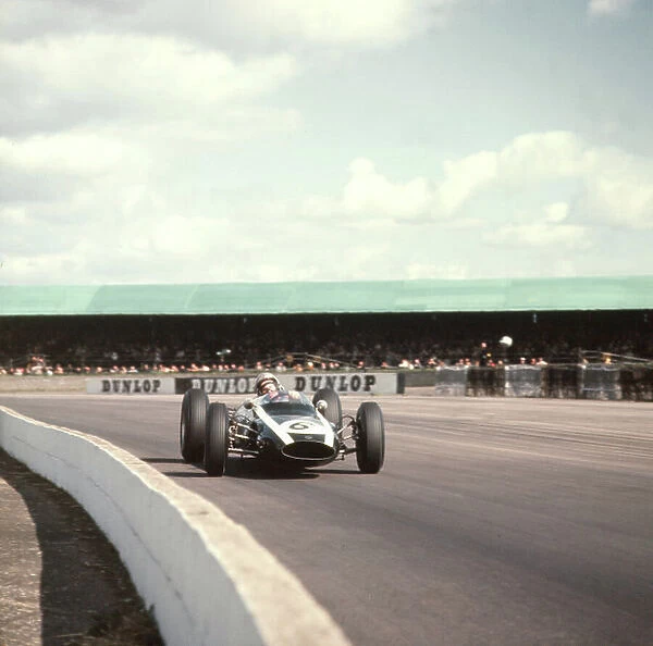 Action. 1963 International Trophy. Silverstone, England