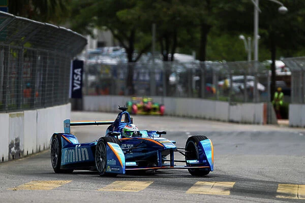 Action. 2015 / 2016 FIA Formula E Championship.