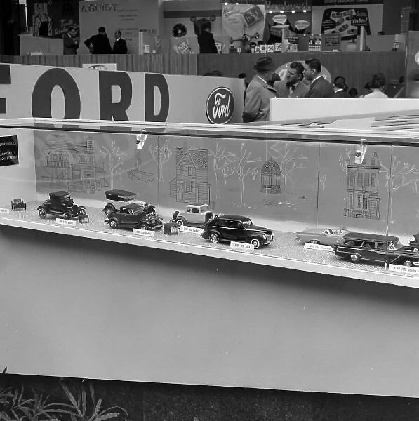 Automotive 1961: Paris Motor Show