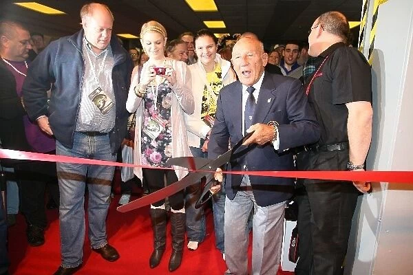 Autosport International Show: Stirling Moss opens the show to the public