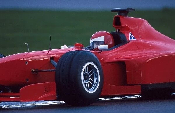 Britain: Sutton Images Grand Prix Decades: 2000s: 2000: Formula One: Britain