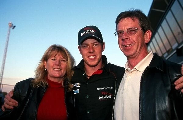 British Formula Three Championship: James Courtney with his parents