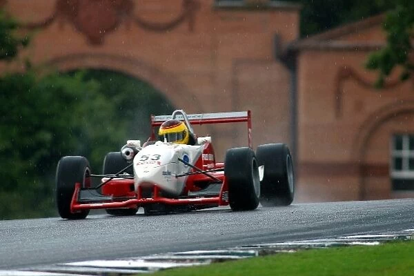 British Formula Three Championship: Justin Sherwood Dallara Opel F301, British Formula Three, Race 1, Oulton Park, England, 18 August 2002