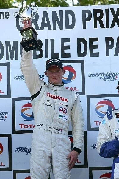 British Formula Three Championship: Race winner Mike Conway Raikkonen Robertson Racing on the British F3 podium
