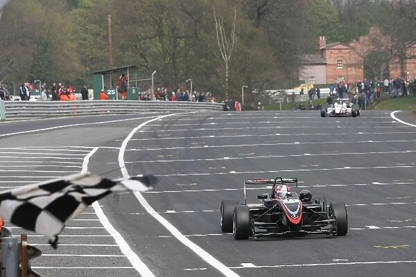 British Formula Three Championship: Walter Grubmuller Hitech Racing crosses the line