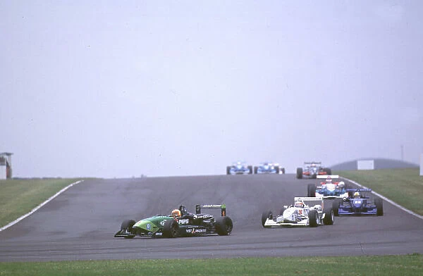 British Formula Three Donnington, England. 1st - 2nd July 2000. Rd 7&8. Antonio Pizzonia leads the pack. World Peter Spinney /  LAT Photographic
