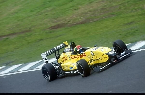 British Formula Renault: Carl Breeze - Winner