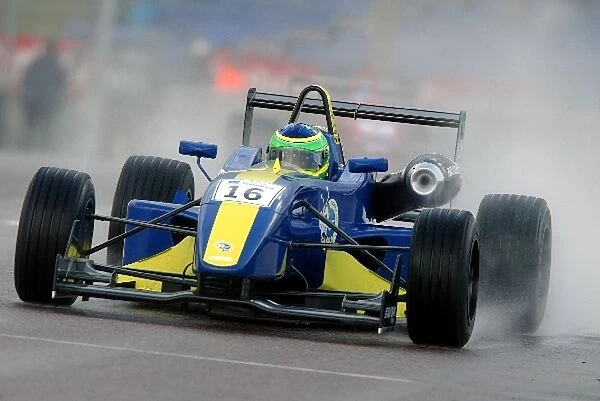 British Formula Three: Race 1 - Alberto Valerio Cesario Formula UK