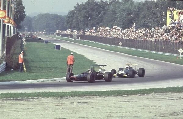 BRM P126 of Piers Courage leads Brabham Bt26 of Brabham Italian Grand Prix, Monza 8th September 1968 Rd 9 World LAT Photographic Tel: +44 (0) 181 251 3000 Fax: +44 (0) 181 251 3001 Ref: 68 ITA 027