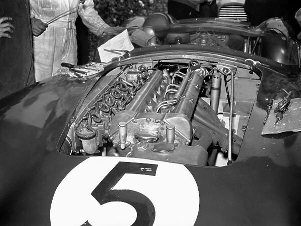 C49412. 1957 Le Mans 24 hours.. Le Mans, France