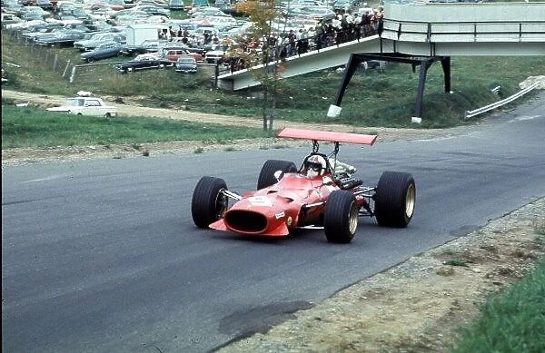 Chris Amon, Ferrari 312 (retired) Canadian Grand Prix, Mont-Tremblant 22nd September 1968 Rd 10 World LAT Photographic Tel: +44 (0) 181 251 3000 Fax: +44 (0) 181 251 3001 Ref: 68 CAN 63