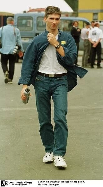 SE 7. Damon Hill arriving at the Buenos Aires circuit. Pic Steve Etherington