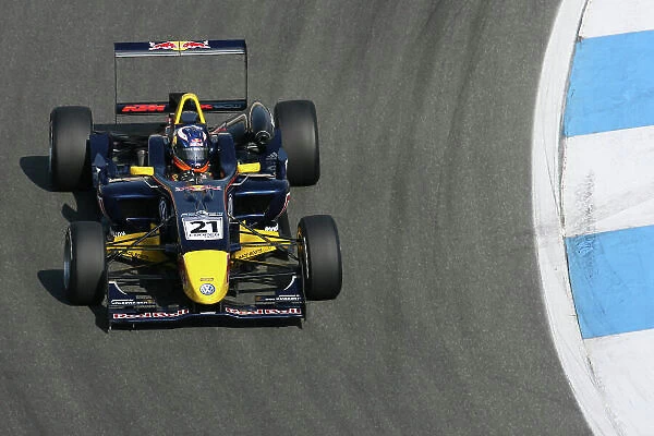 Daniel Ricciardo (AUS) - Carlin Motorsport Dallara Volkswagen