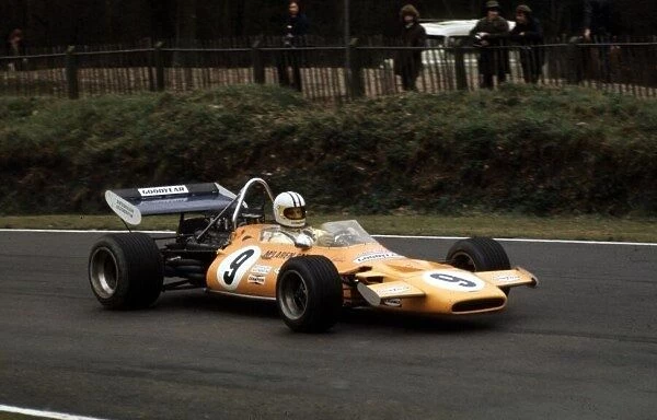 Denny Hulme, McLaren M19A, Retired Race of Champions, Brands Hatch, 20-21 Mar 71 World LAT Photographic Tel: +44(0) 181 251 3000 Fax: +44(0) 181 251 3001 Ref: 71 ROC 45