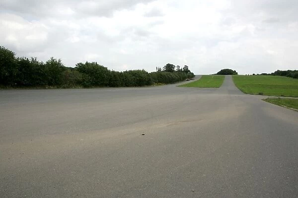 Donington Park Track Feature: The Old Melbourne Hairpin